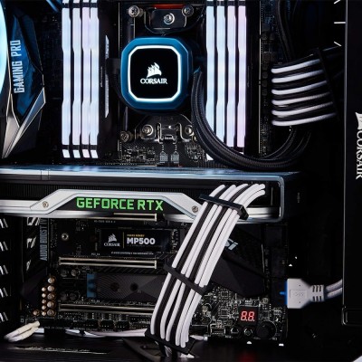 CORSAIR Premium Individually Sleeved PSU Cables Pro Kit– White/Black CORSAIR Premium Individually Sleeved PSU Cables Pro Kit– White/Black