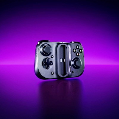 Razer Kishi Universal USB Gaming Controller for Android with Cloud Gaming Compatibility