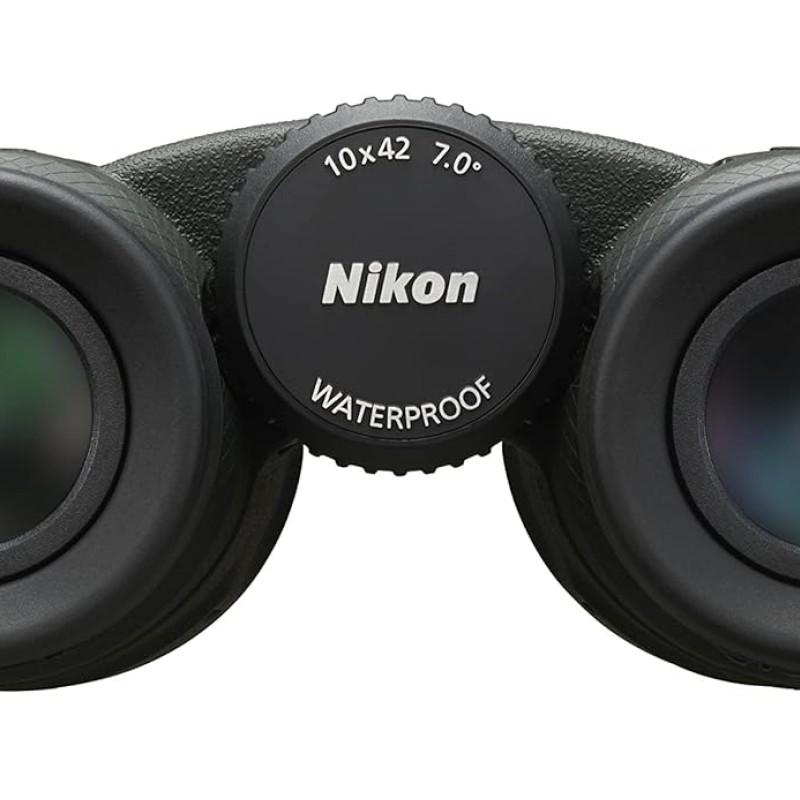 NIKON PROSTAFF P7 10X42