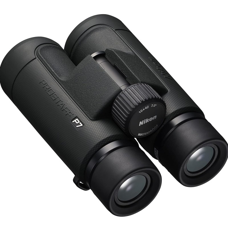 NIKON PROSTAFF P7 10X42