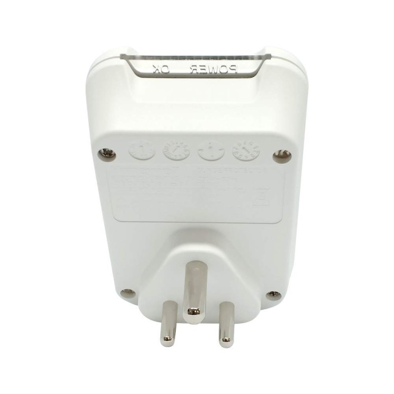 Honeywell Travel Surge, 1 Universal Socket+2 USB Ports, 12000Amp, Charge On The Go, Device Secure Warranty, X3 Fireproof MOV tech, Spike Guard, 3 Year Manufacturer Warranty Honeywell Travel Surge, 1 Universal Socket+2 USB Ports, 12000Amp, Charge On The Go, Device Secure Warranty, X3 Fireproof MOV tech, Spike Guard, 3 Year Manufacturer Warranty