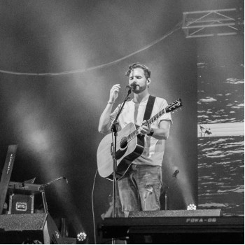 Fender Squier Acoustic Guitar Cutaway Electronics SA-105CE Natural 930307021 Fender Squier Acoustic Guitar Cutaway Electronics SA-105CE Natural 930307021