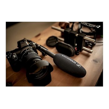 Sennheiser MKE 600 Professional Shotgun XLR Unidirectional Microphone |150 hrs Battery |40Hz - 20K Hz, 3.5mm Jack| Ideal for Youtubers,Vloggers,Filmmakers,Mobile Journalism | Black