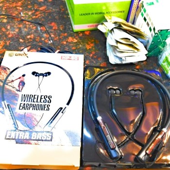 Gunter & Hanke Shadow X5 In-Ear Bluetooth Wireless Earphone with mic with Silicon body heavy bass and Magnetic On-Off Function CSR Chipset Integrated with IPX 5 sweat resistance and 8 hrs long battery life Gunter & Hanke Shadow X5 In-Ear Bluetooth Wireless Earphone with mic with Silicon body heavy bass and Magnetic On-Off Function CSR Chipset Integrated with IPX 5 sweat resistance and 8 hrs long battery life