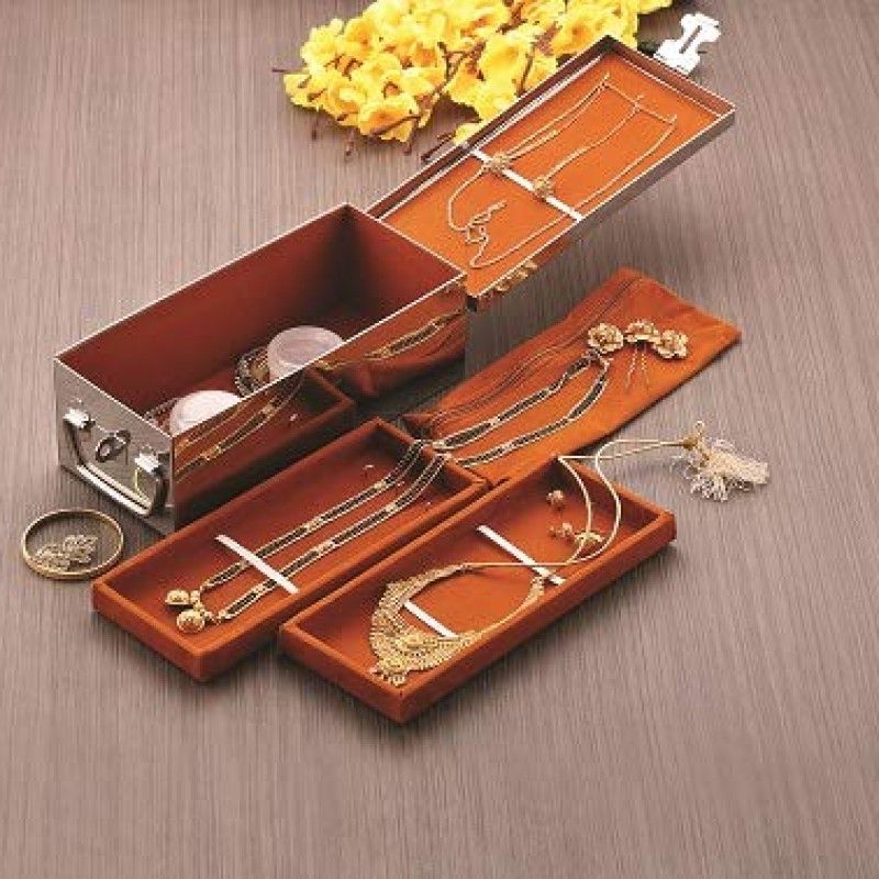 Konquer TimeS Komal Stainless Steel Big Jewellery Box (Standard, Silver) Konquer TimeS Komal Stainless Steel Big Jewellery Box (Standard, Silver)